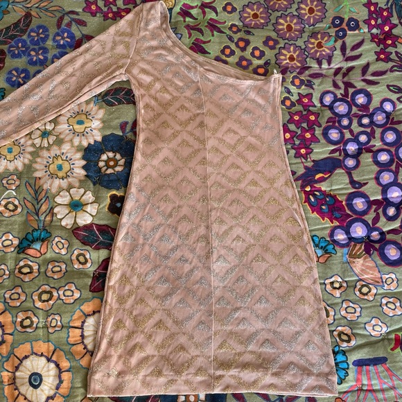 Jump Apparel Shimmery One-Shoulder Bodycon Mini Dress Size XS - Picture 5 of 7